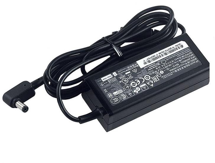 Hálózati tápegység LZUMWS laptop adapter acer 45W 19V 2.37A 5.5x1.7mm Aspire 3 A314-31 A515-51-3509 E5-573-516D Ser