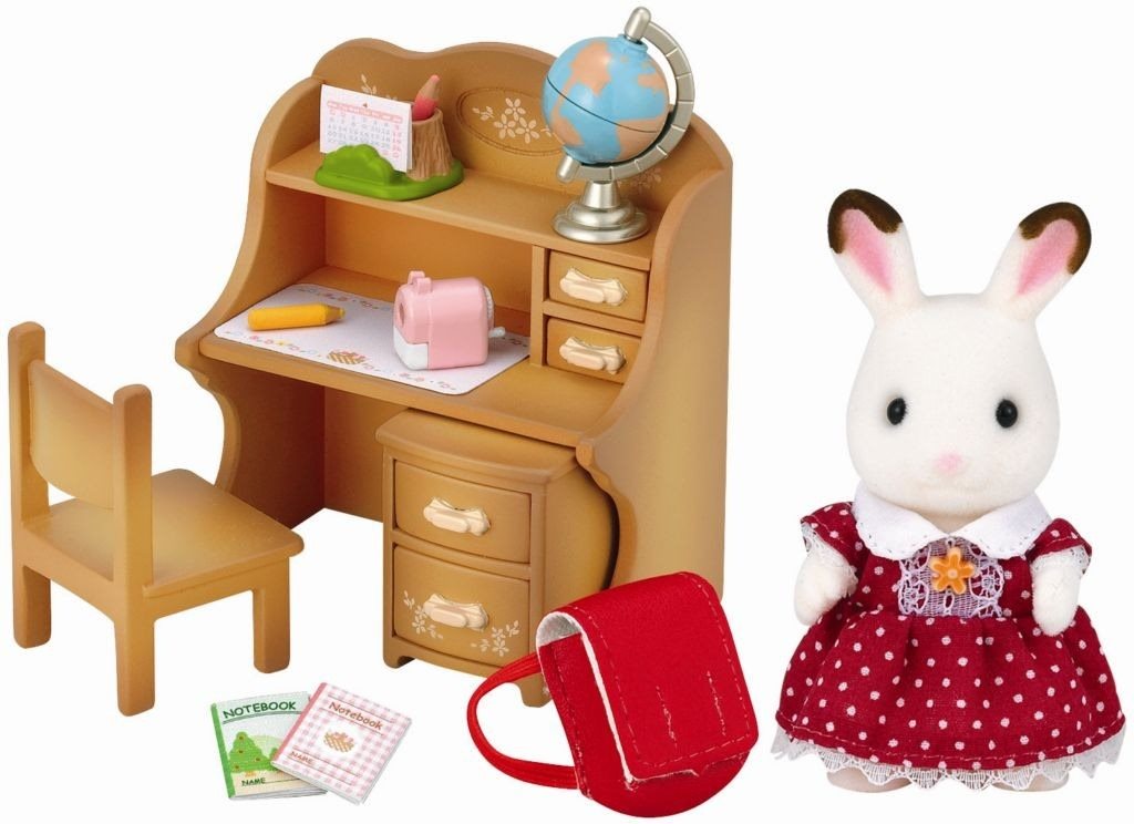 Figura kiegészítő Sylvanian Families Csoki Nyuszi hugi íróasztal szettel